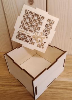 Geschenke und Schmuckbox mit Motiv Nr.3 113x107x70mm
